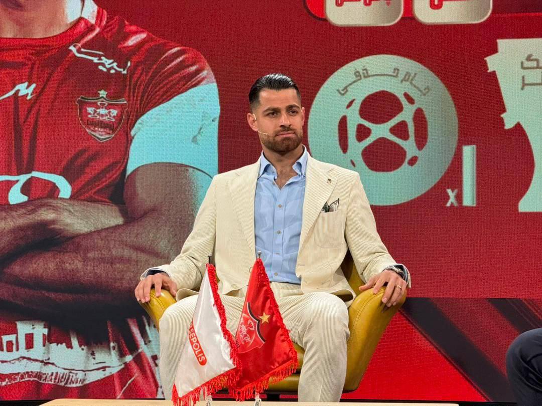 پورعلی‌گنجی با پرسپولیس تمدید کرد