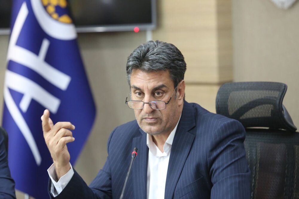 روزهای پُراشتباه داوری و وعده توخالی افشاریان