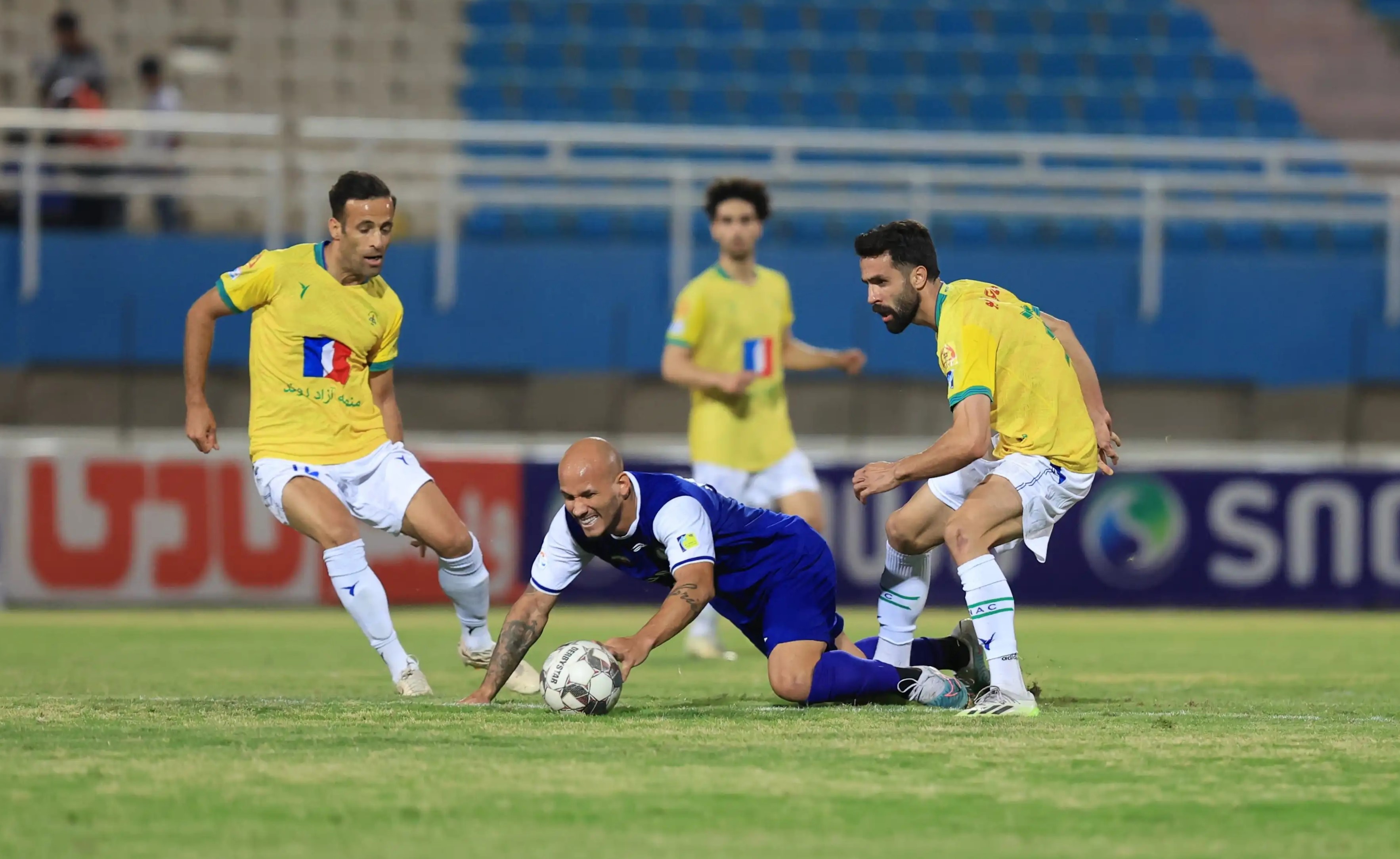 سقوط یا بقاء تیم‌های قعرنشین لیگ برتر