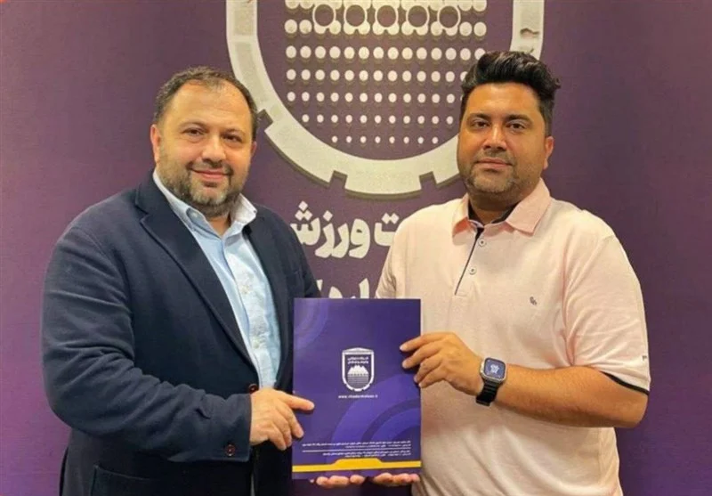 چادرملو قرارداد اخباری را تمدید کرد