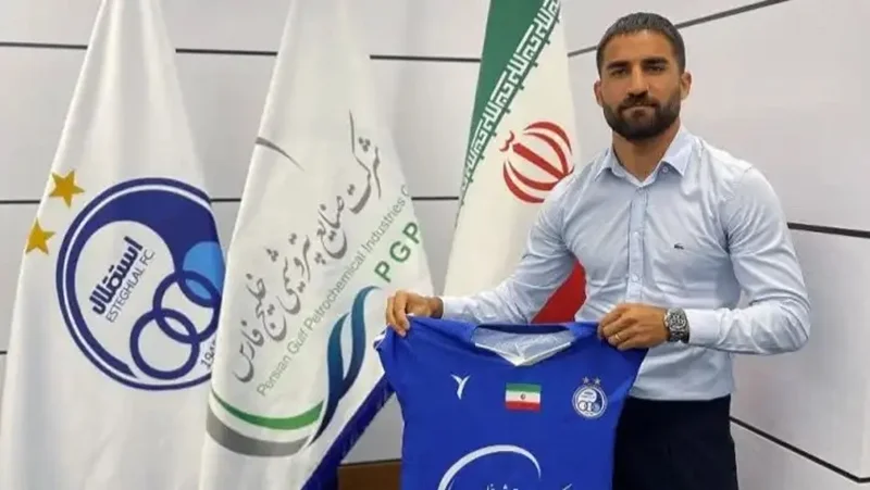 مهرداد محمدی با استقلال تمدید کرد