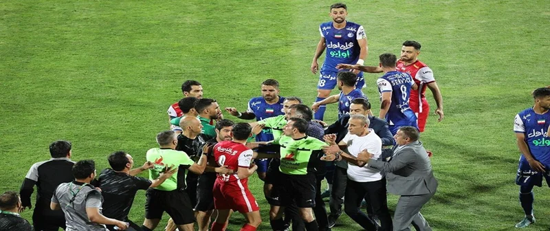 کمیته انضباطی به کمک داور جنجالی قضاوت داد!