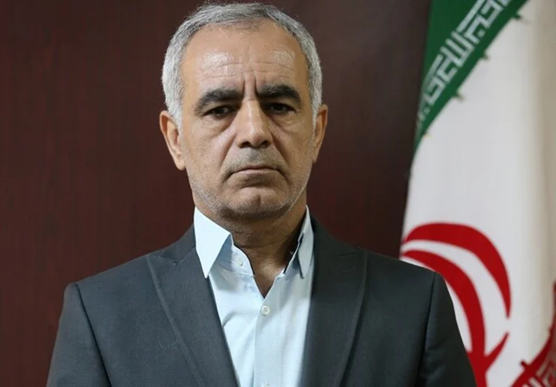 بهاروند به نفع تاج کنار میکشد