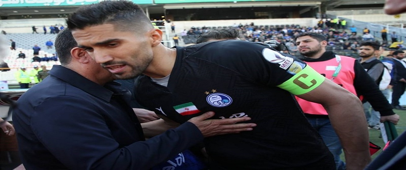 ادعای باشگاه استقلال: سید حسین حسینی  با استقلال سفید امضا کرد!