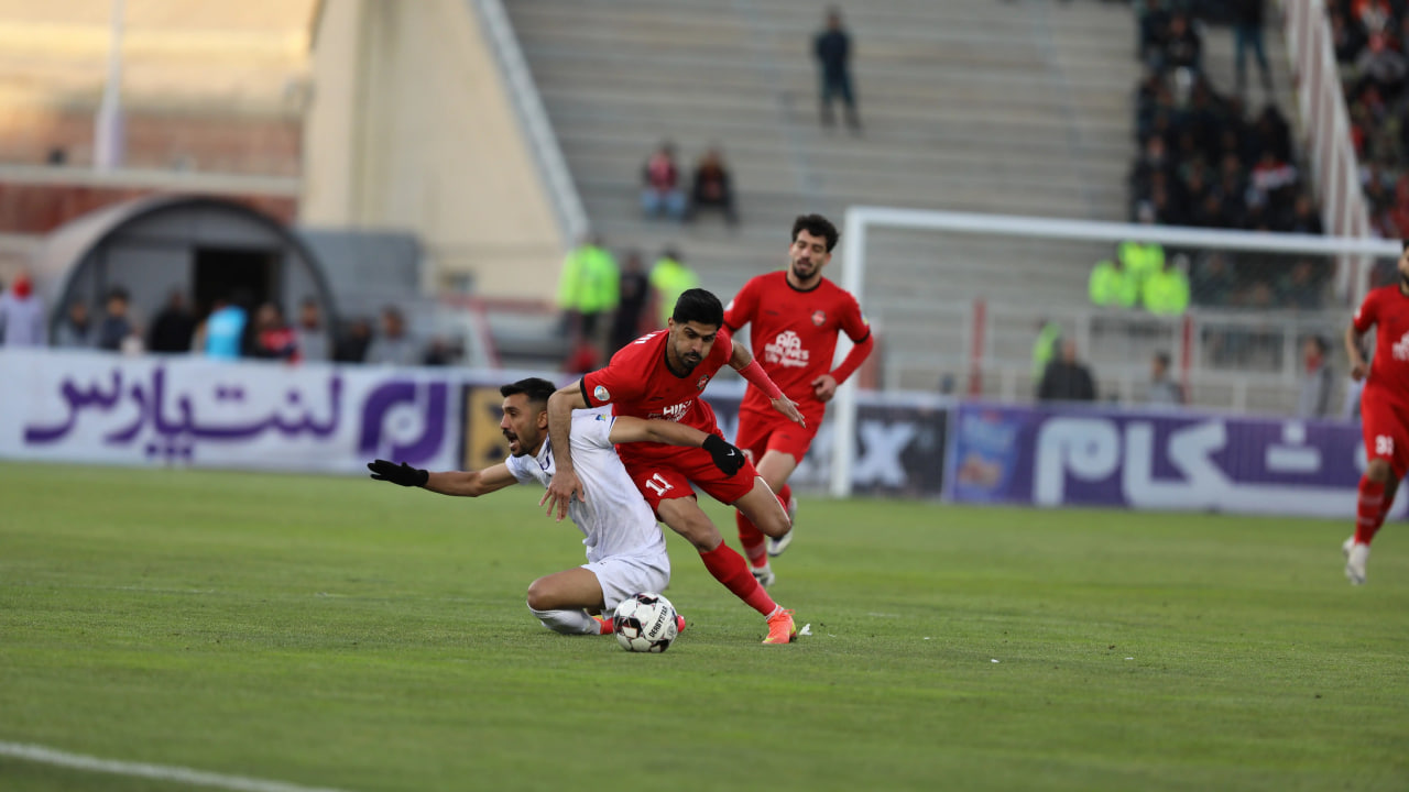تراکتور - ملوان در زمان نامعلوم!