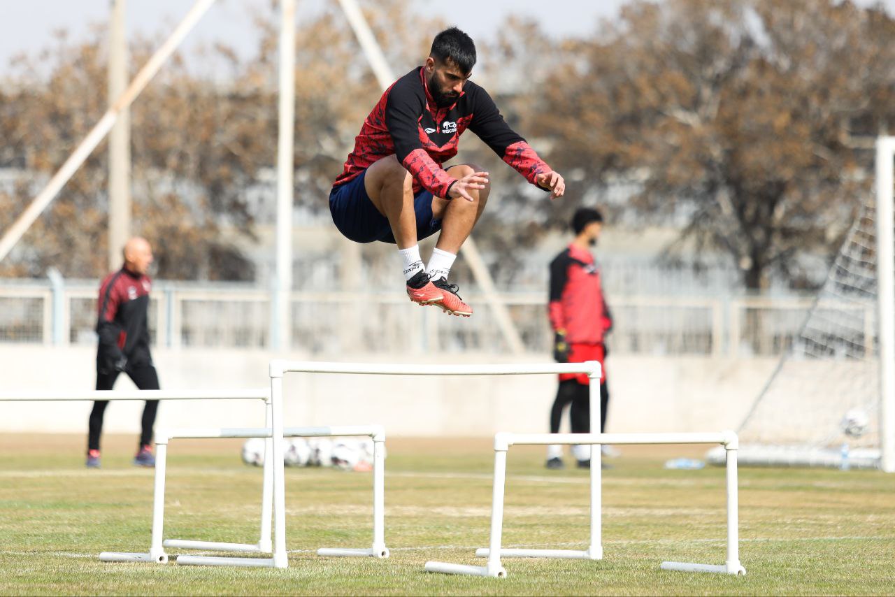 مدافع تراکتور و نمایش آمادگی به خمس