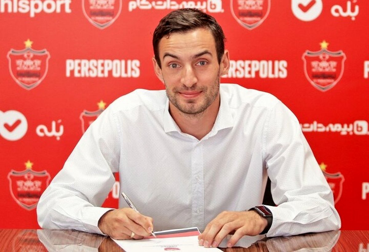 گولسیانی: خوشحالم کنار ستاره‌های فوتبال دنیا قرار می‌گیرم