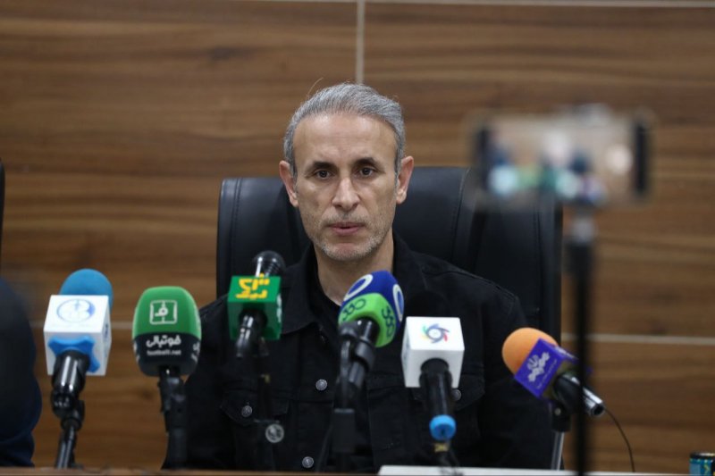 یحیی گل‌محمدی: کلاه گشادی سر پرسپولیس رفت