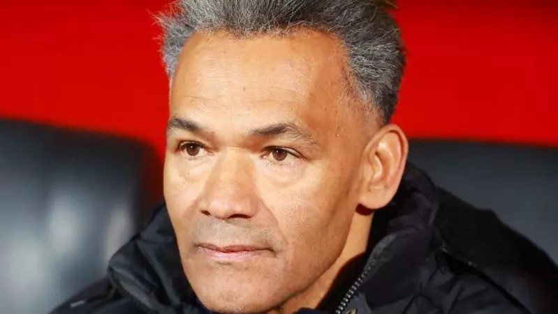 مورایس در لبه تیغ؛ دیگر کسی مربی پرتغالی را دوست ندارد