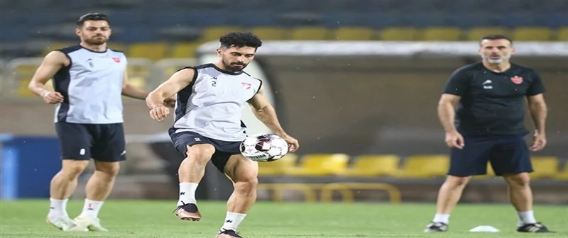 تمرین پرسپولیس زیر بارش باران