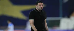 نکونام: تلاش می‌کنند سر استقلال کلاه بگذارند
