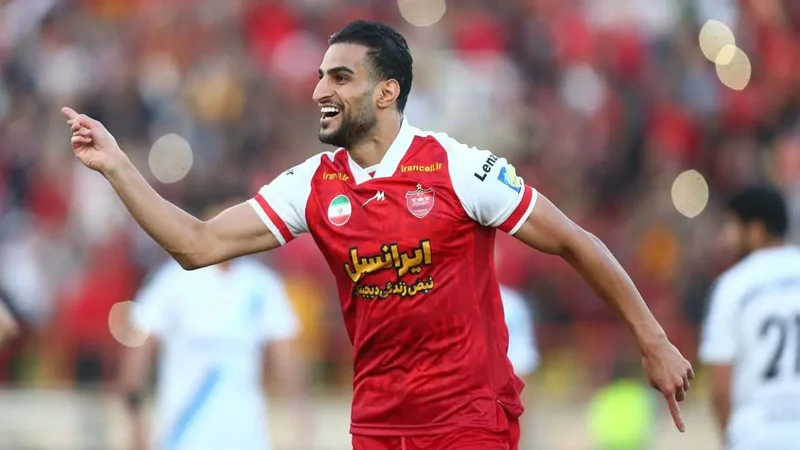 پیکان 1-3 پرسپولیس؛ هتتریک رویایی زاهدی قرمزها را به صدر رساند