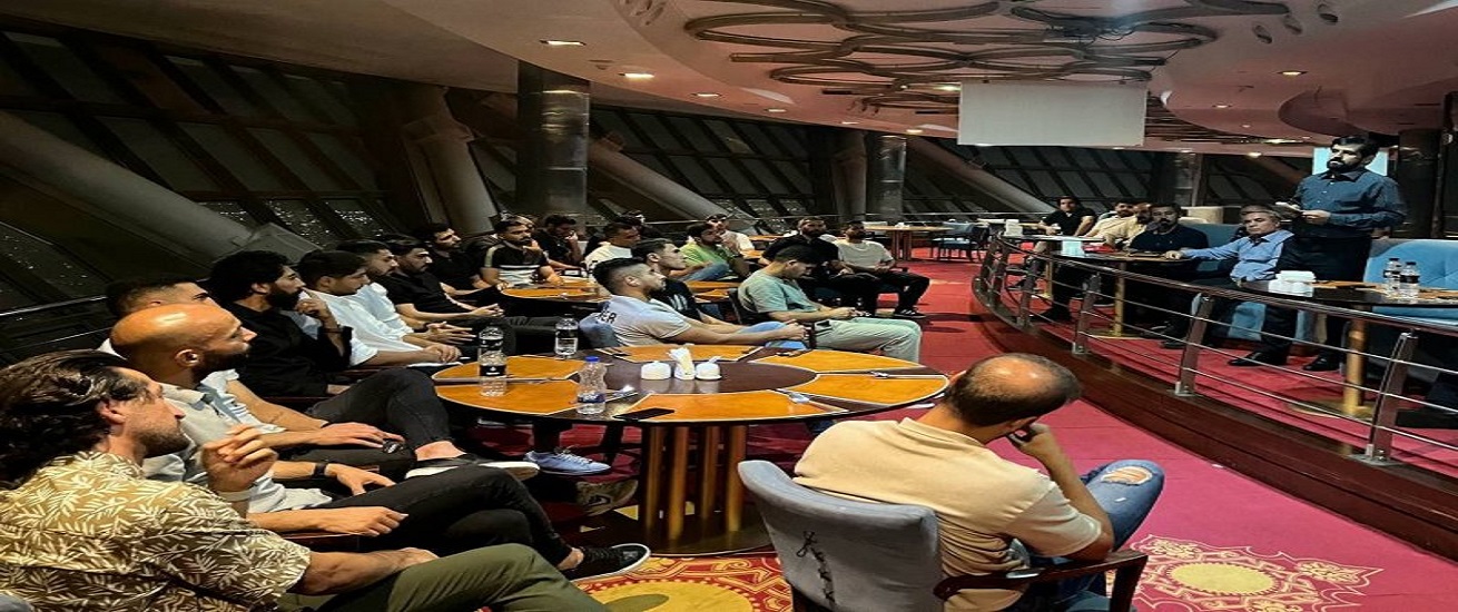 نارنجی‌پوشان قبل از شروع لیگ متحد شدند