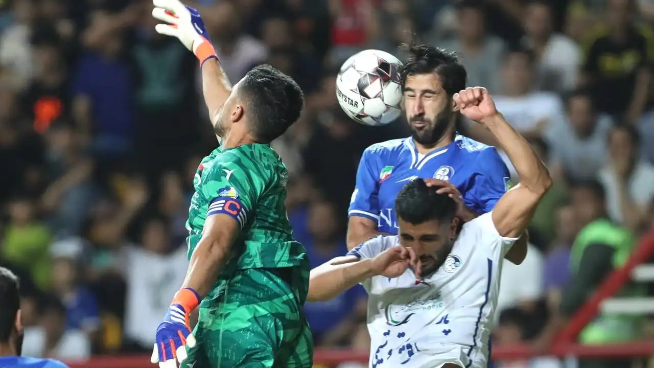 گزارش ویژه/بحران در اردوگاه آبی‌ها!