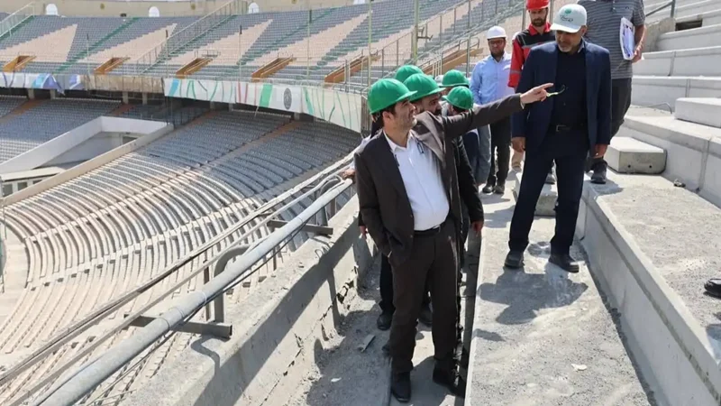 بازدید سرزده و شبانه دنیامالی از استادیوم آزادی